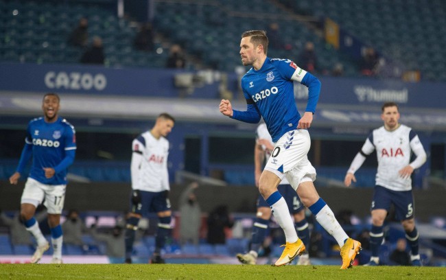 率方面持續 率方面持續